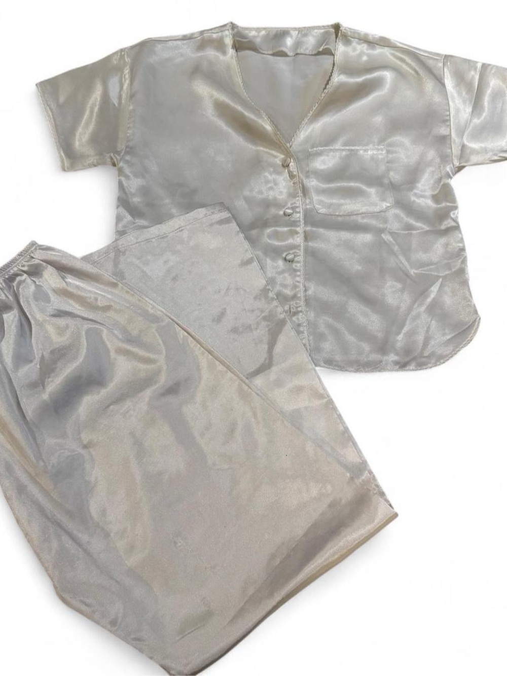 Vintage 90s White Satin Pyjama Set 

S/M
Like new